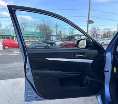 2011 Subaru Legacy 2.5i Premium