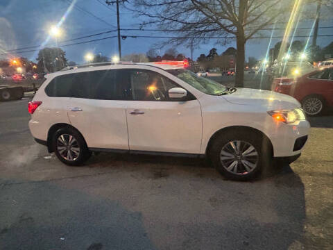 2019 Nissan Pathfinder SV