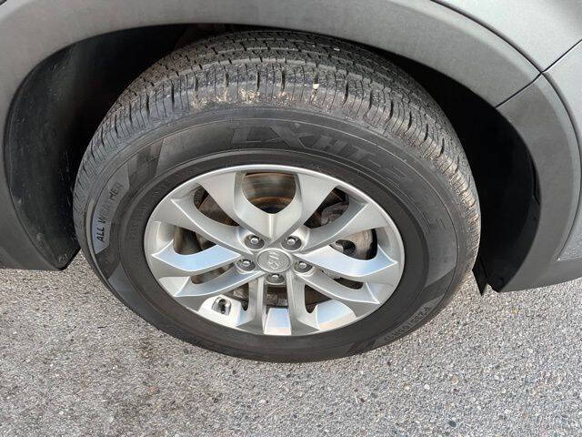 2019 Hyundai Santa Fe SE 2.4L