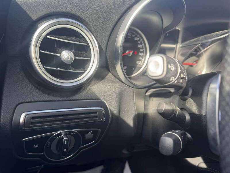 2019 Mercedes-Benz GLC GLC 300 4MATIC