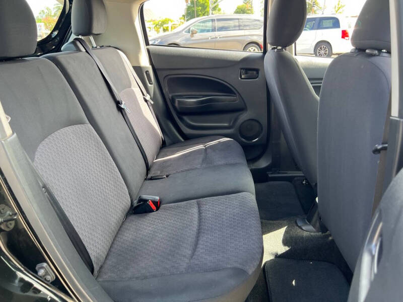 2017 Mitsubishi Mirage ES