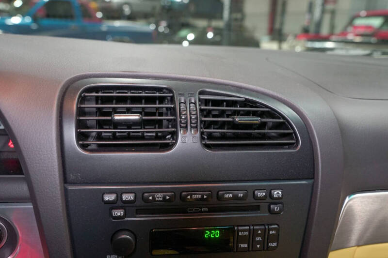 2002 Ford Thunderbird Deluxe