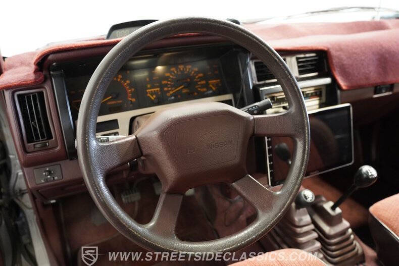1989 Nissan Truck