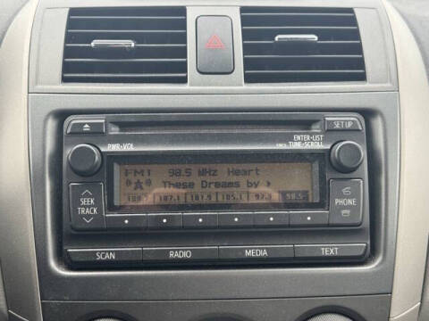 2012 Toyota Corolla LE