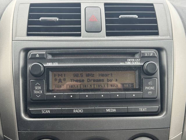 2012 Toyota Corolla LE