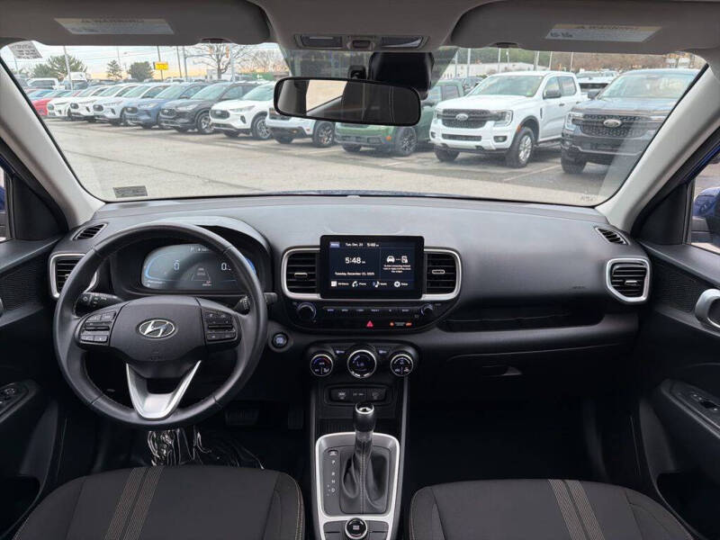 2024 Hyundai Venue SEL