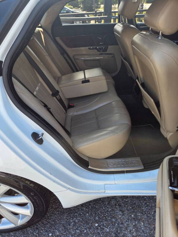 2014 Jaguar XJ