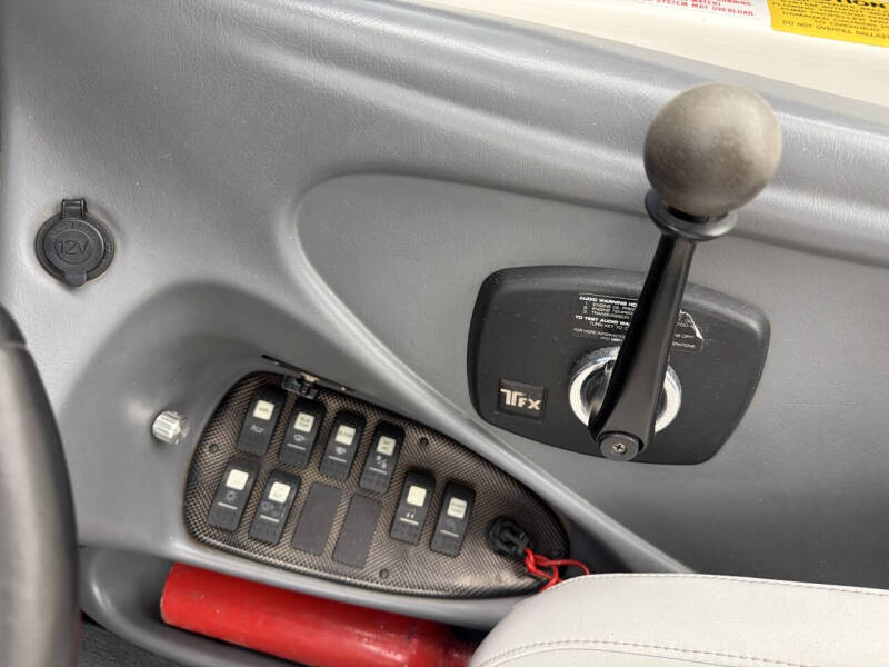 2003 Centurion Storm