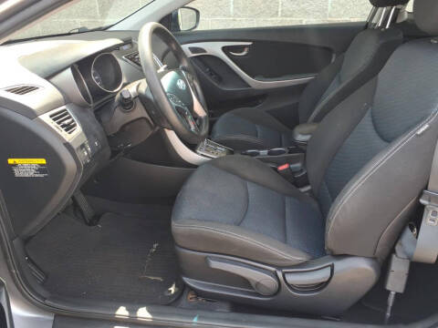 2013 Hyundai Elantra Coupe SE