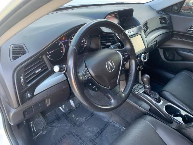 2017 Acura ILX w/Premium