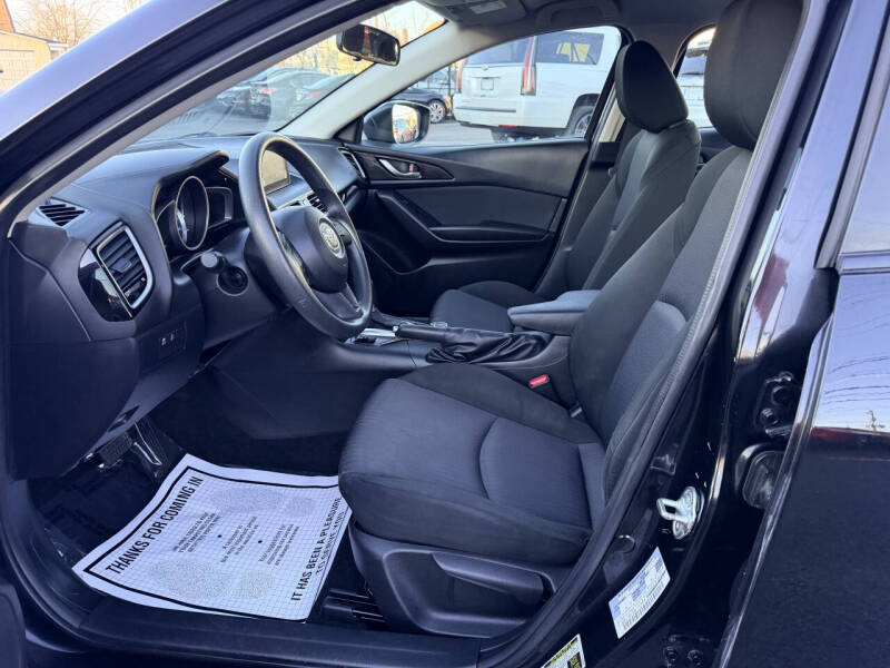 2015 Mazda MAZDA3 i Sport