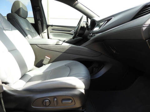 2022 Buick Enclave Essence