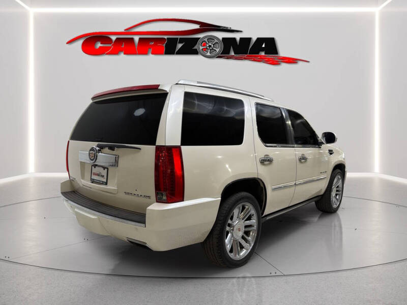 2013 Cadillac Escalade Platinum Edition