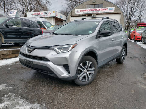 2018 Toyota RAV4 for sale at Drive Deleon in Yonkers NY