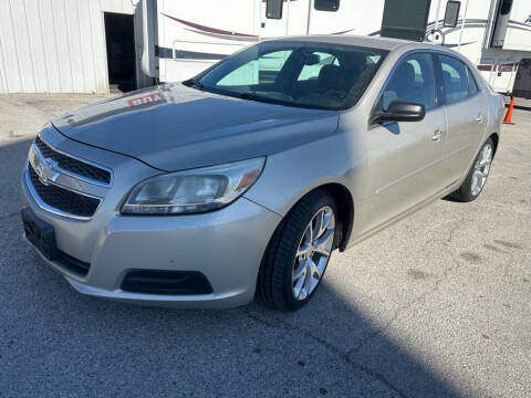 2013 Chevrolet Malibu for sale at Decatur 107 S Hwy 287 in Decatur TX