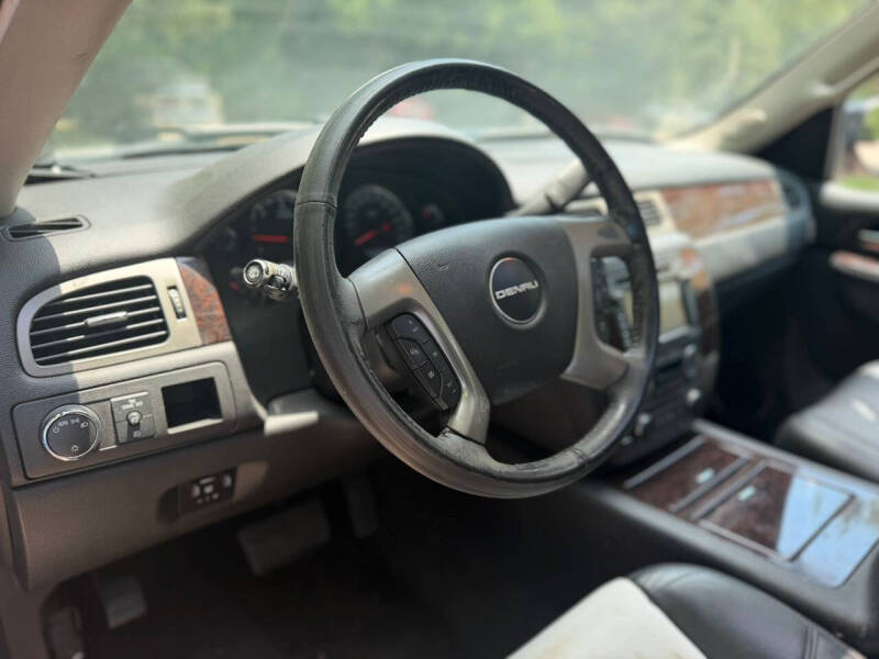 2013 GMC Yukon Denali