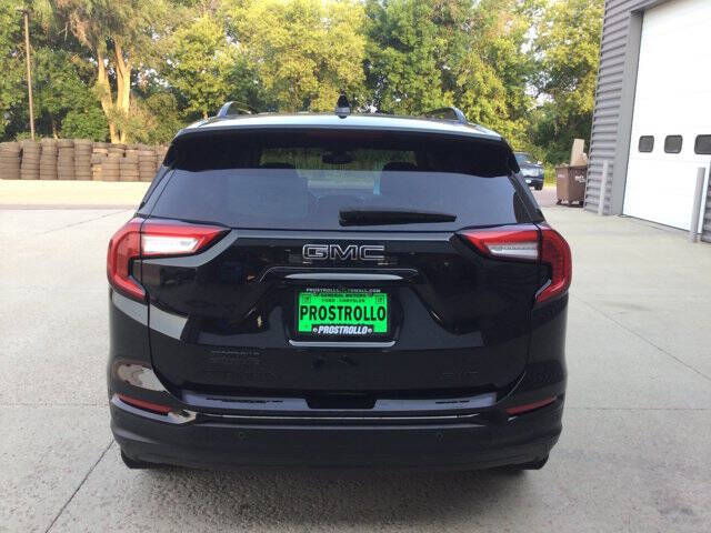2023 GMC Terrain SLE