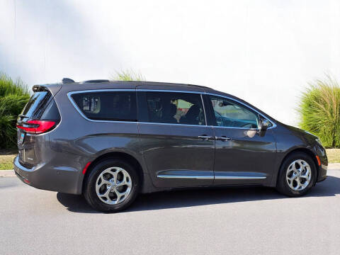 2022 Chrysler Pacifica Limited