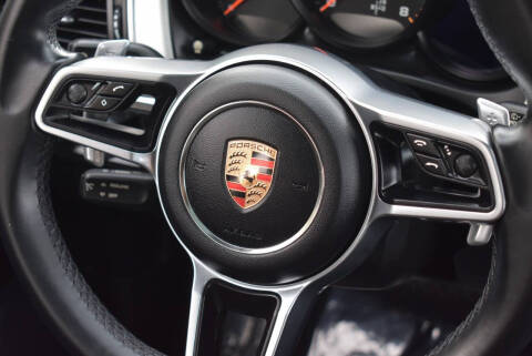 2017 Porsche Macan