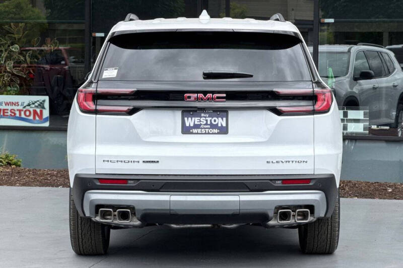 2026 GMC Acadia Elevation