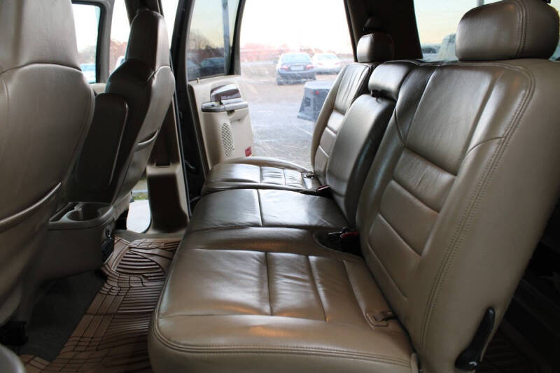 2004 Ford Excursion Limited