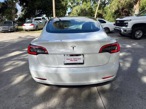 2023 Tesla Model 3