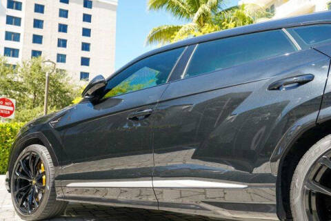 2022 Lamborghini Urus