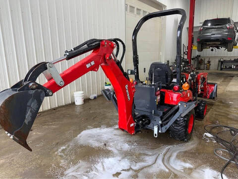 2022 Branson 2205h