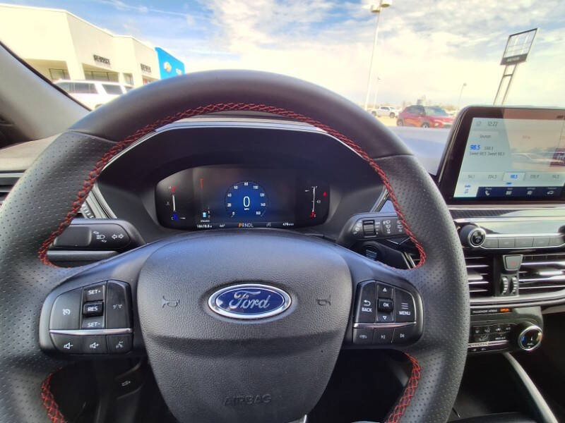 2025 Ford Escape ST-Line