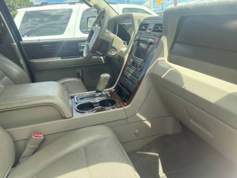 2011 Lincoln Navigator