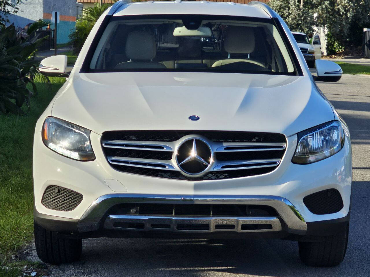 2017 MERCEDES-BENZ GLC-Class SUV / Crossover - $19,935