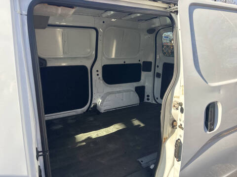 2013 Nissan NV200 S