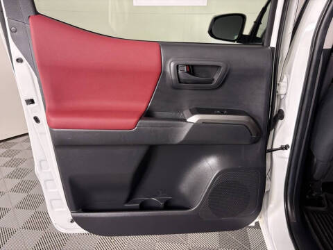 2022 Toyota Tacoma SR5 V6