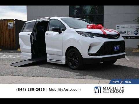 2025 Toyota Sienna XSE 7-Passenger