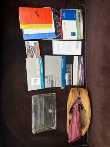 1988 Mercedes-Benz 560-Class 560 SL