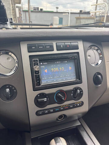 2011 Ford Expedition EL XLT