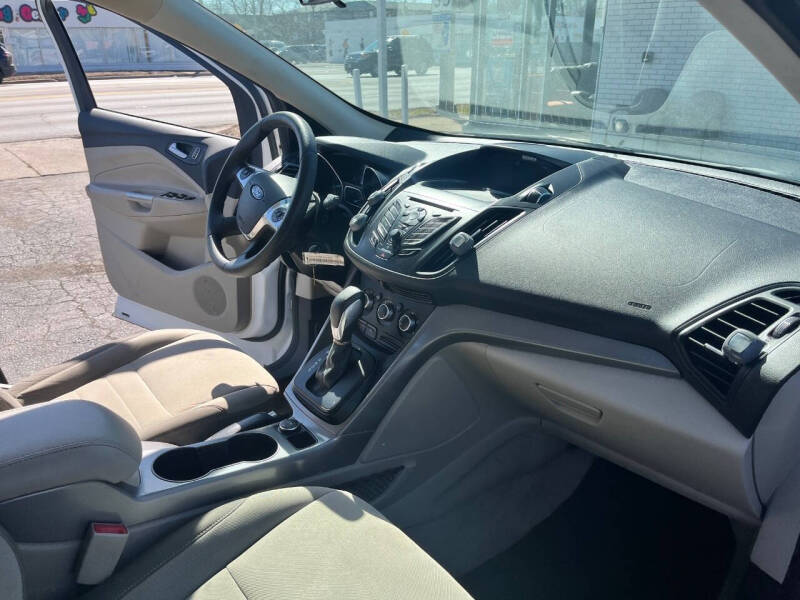2016 Ford Escape SE