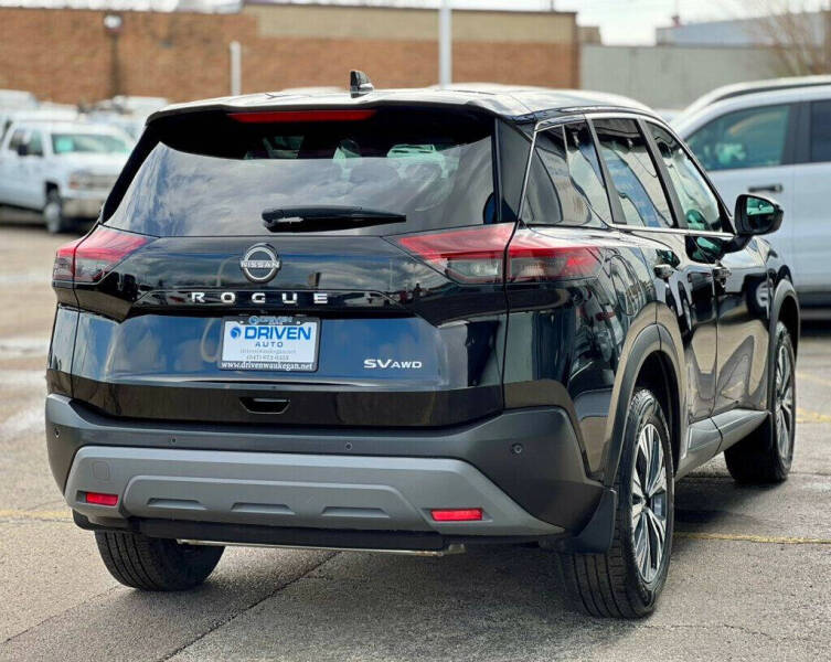 2023 Nissan Rogue SV
