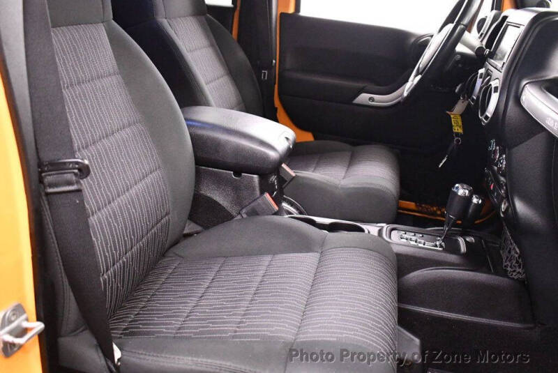 2012 Jeep Wrangler Unlimited Sahara