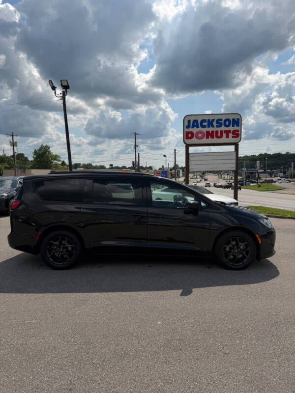 2020 Chrysler Pacifica Touring L Plus
