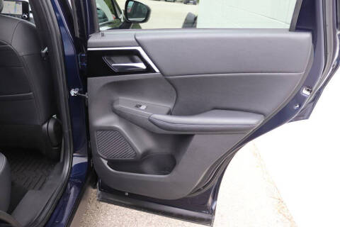2022 Mitsubishi Outlander SE