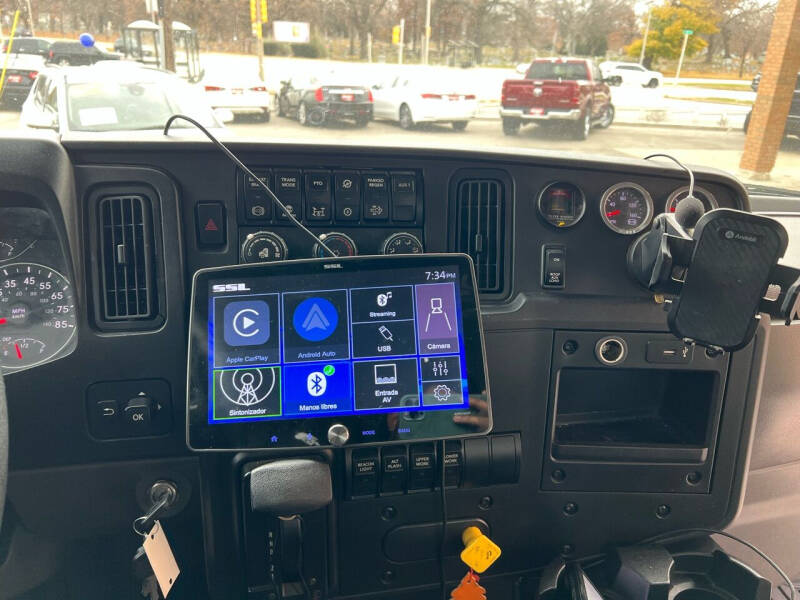 2019 International MV607