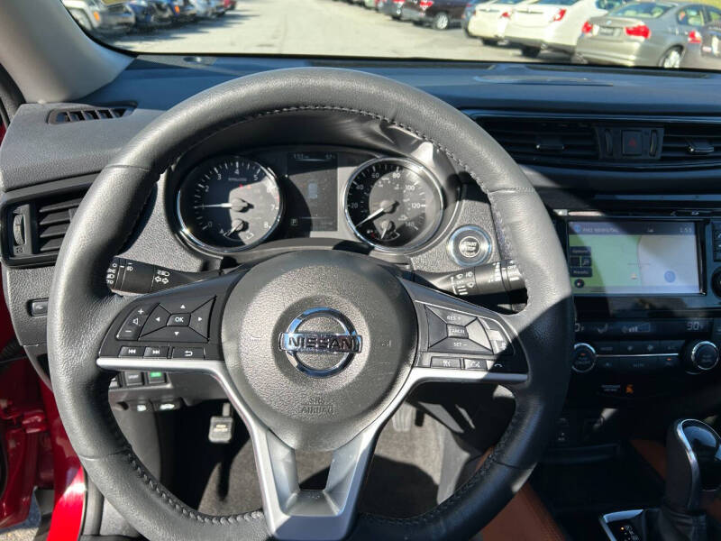 2017 Nissan Rogue SL