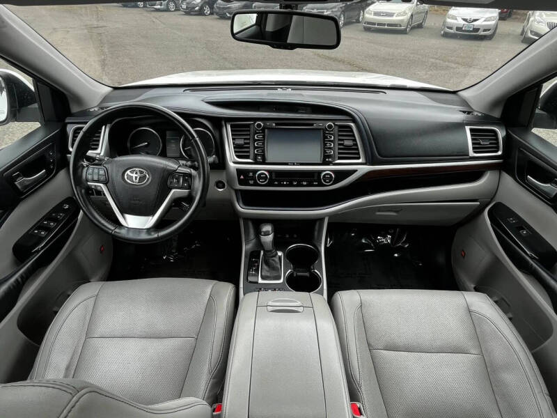 2015 Toyota Highlander
