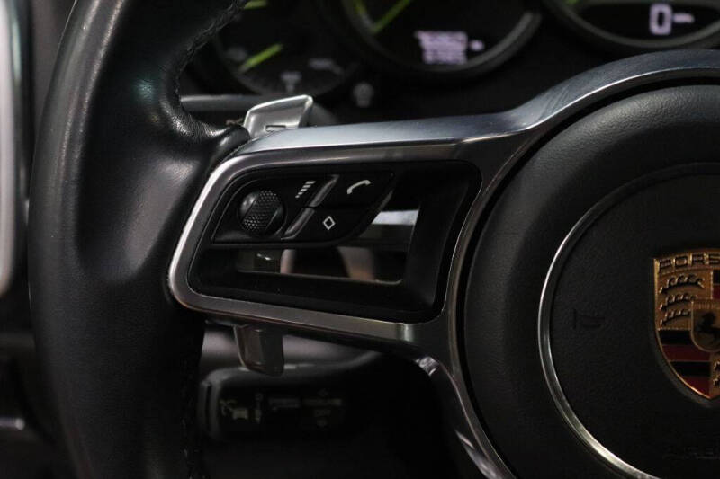 2017 Porsche Cayenne S E-Hybrid Platinum Edition