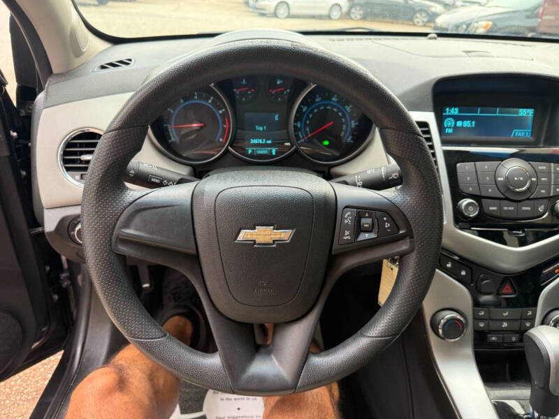 2011 Chevrolet Cruze LS