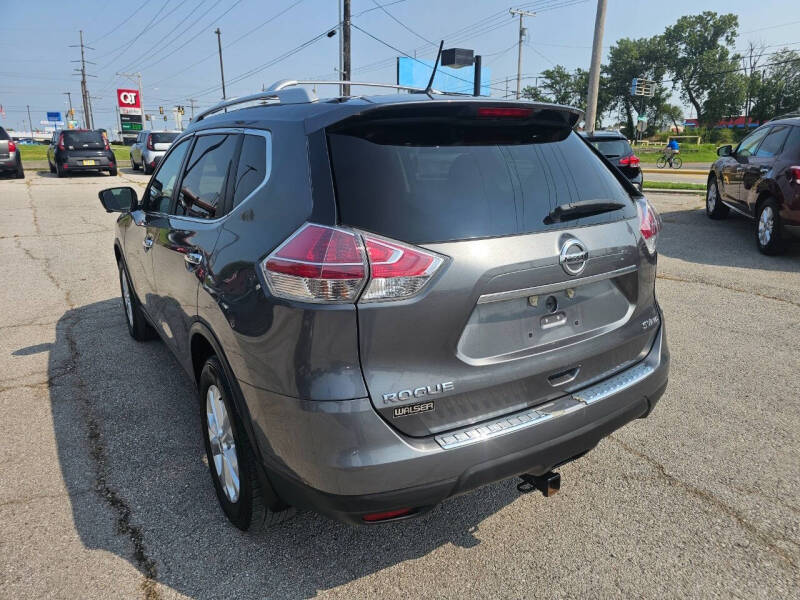2015 Nissan Rogue SV