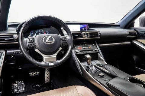 2018 Lexus IS 300
