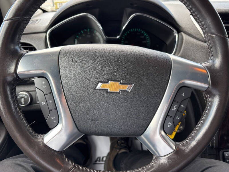 2017 Chevrolet Traverse LT