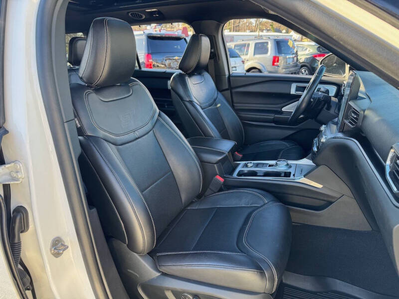 2020 Ford Explorer ST